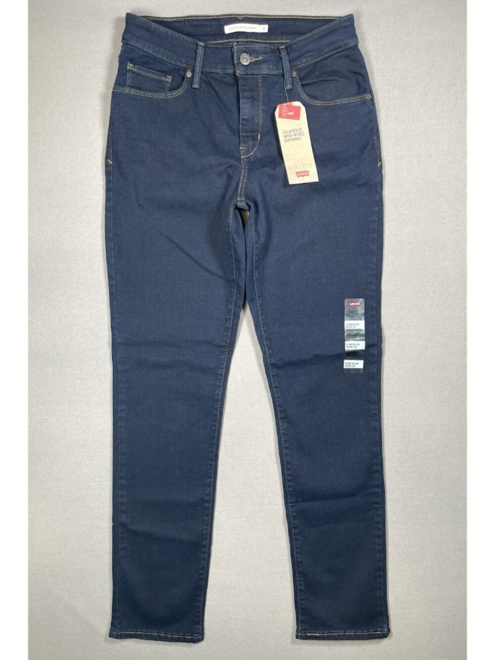 NWT Levis Classic Mid Rise Sculpt Dark Wash Skinny Jean - Women Size 8 W29 L30